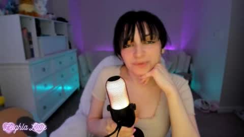 Leighla online show from February 23, 7:52 am