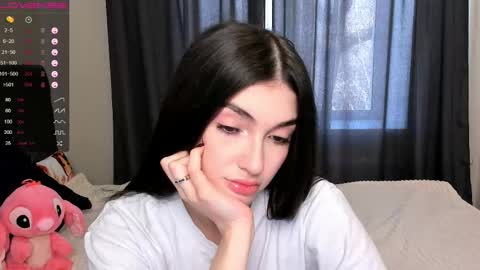 Leila online show from April 17, 7:21 am