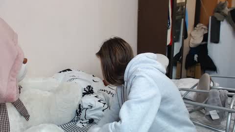 Snapshot of leila_bambi_ chatting on December 23, 9:08 pm leila_bambi_ online show from December 23, 9:08 pm