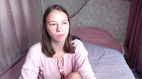 leila_bambi_ online show from July 14, 7:24 am