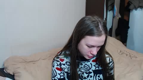 Snapshot of leila_bambi_ chatting on December 5, 2:00 pm leila_bambi_ online show from December 5, 2:00 pm