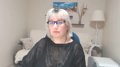 Leila Kinky online show from February 11, 3:50 am