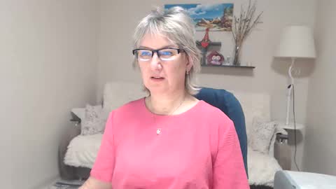 Leila Kinky online show from November 24, 5:20 am