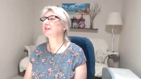 Leila Kinky online show from March 15, 3:19 am