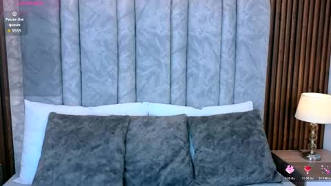 leilapons online show from April 24, 5:27 pm