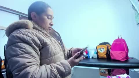 Leila online show from April 27, 11:51 am