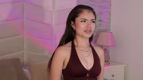 Leizathompson online show from February 19, 4:50 pm