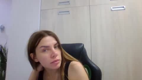 Snapshot of lena6122000 chatting on September 29, 2:11 pm lena6122000 online show from September 29, 2:11 pm