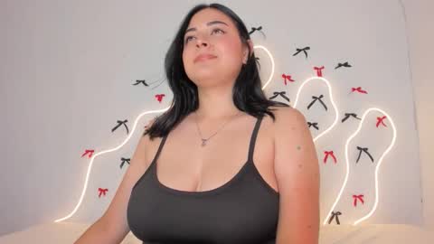 lena_jhons online show from March 11, 9:39 pm