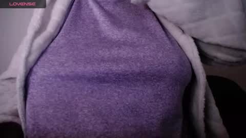 lenagolden online show from March 24, 2:22 pm