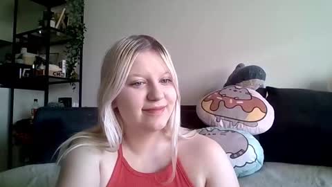 Lena online show from March 4, 6:42 am