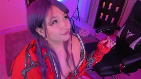 Lenna Kang online show from April 23, 5:37 pm