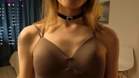 Earlene online show from November 13, 9:58 pm