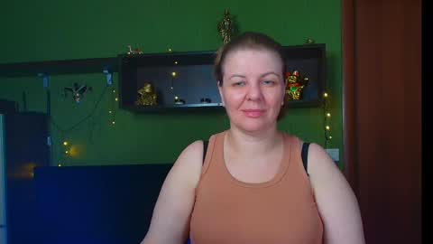 Leona tracie online show from April 26, 1:42 pm