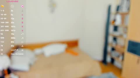 Alice online show from April 26, 9:01 pm