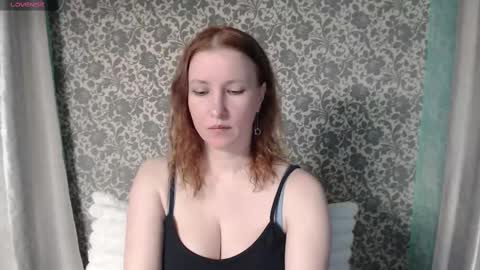Snapshot of lesanamagic chatting on February 13, 8:03 pm LesanaMagic online show from February 13, 8:03 pm
