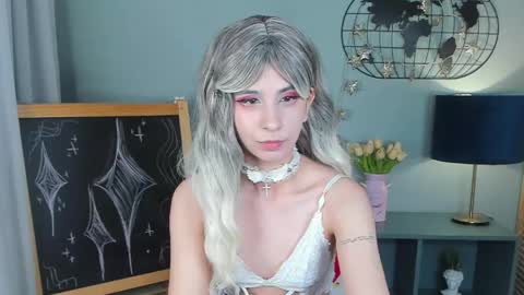 Eveline online show from April 22, 3:03 am