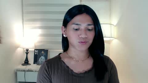 Snapshot of lesleyanderson chatting on January 21, 12:18 pm Pat online show from January 21, 12:18 pm