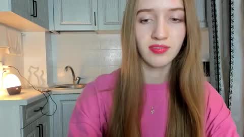 Snapshot of leslie_my_lovee chatting on October 7, 7:51 pm LESLIE online show from October 7, 7:51 pm