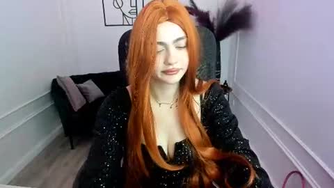 Snapshot of lesliemineg chatting on October 9, 8:35 pm lesliemineg online show from October 9, 8:35 pm