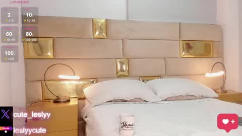 lesly_cutee online show from April 25, 1:52 pm