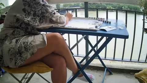 lespampinos online show from July 26, 1:52 pm