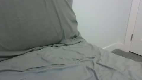 lets_play143 online show from June 10, 5:06 am