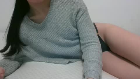 Snapshot of lets_play143 chatting on February 24, 6:25 am lets_play143 online show from February 24, 6:25 am