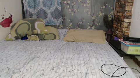 Snapshot of lexi818 chatting on March 10, 2:39 am lexianna online show from March 10, 2:39 am