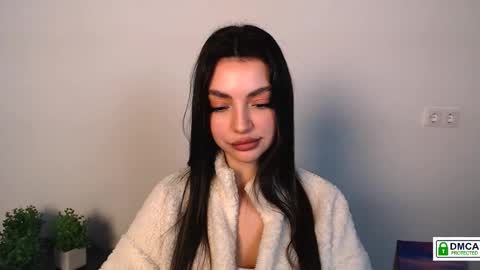 Alexia online show from October 15, 2:52 pm