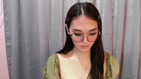 lexibabe_ online show from April 27, 5:48 am