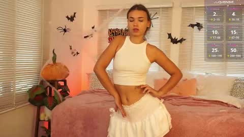 Lexi  online show from October 26, 5:36 am