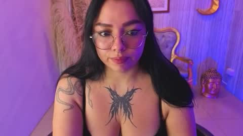 Lexie  online show from February 7, 8:35 pm