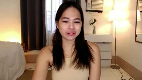 Snapshot of lexie_whore chatting on December 14, 8:23 am Megan online show from December 14, 8:23 am