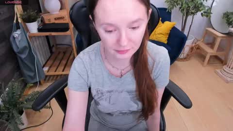 Snapshot of lexihoward chatting on March 10, 6:38 am Lexi online show from March 10, 6:38 am