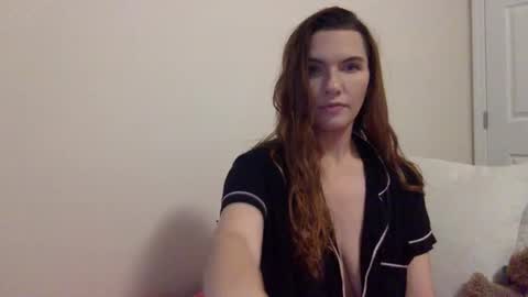 Snapshot of lexiial0 chatting on January 15, 10:57 pm Alexia L. online show from January 15, 10:57 pm
