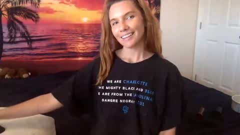 Snapshot of lexiial0 chatting on September 18, 5:11 pm Alexia L. online show from September 18, 5:11 pm