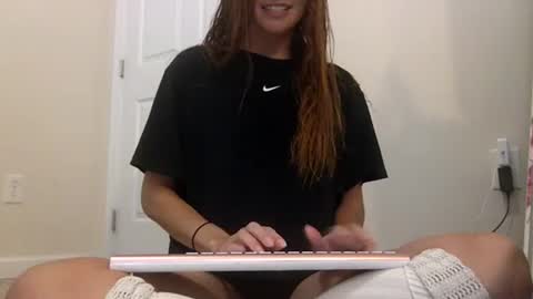 Alexia L. online show from June 26, 11:17 pm