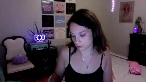 Snapshot of lexwyoex chatting on October 6, 3:01 am lexwyoex online show from October 6, 3:01 am