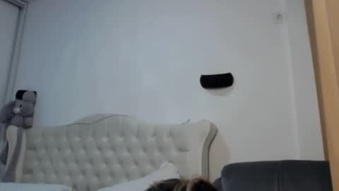 Snapshot of lexxyselena chatting on October 9, 10:25 pm Lexxyselena online show from October 9, 10:25 pm