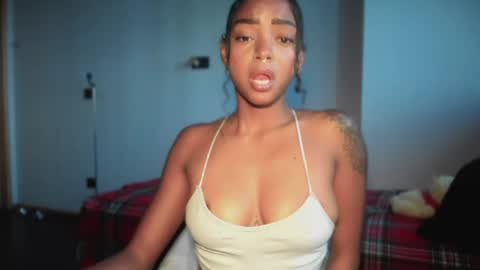 LEXY - Independent account online show from April 22, 10:23 am