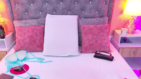 Lexy online show from April 24, 8:44 pm