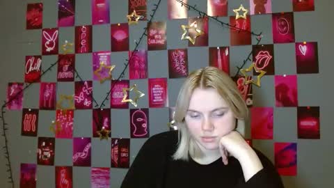 Leyla online show from December 17, 7:23 am