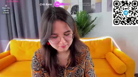 leylamirage online show from April 24, 12:30 pm