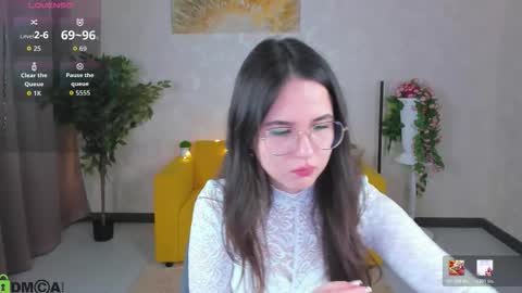 leylamirage online show from February 11, 2:18 pm