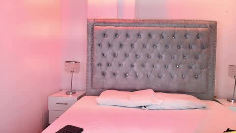 Lia  online show from April 15, 4:02 am