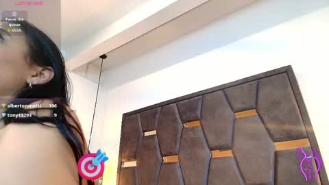  LIA  online show from April 26, 3:32 pm