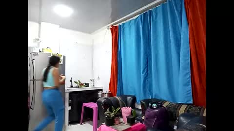 Lia online show from November 22, 5:10 am