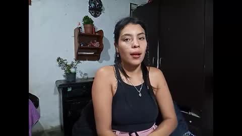 Snapshot of lia_hottie chatting on February 6, 11:20 am Lia online show from February 6, 11:20 am