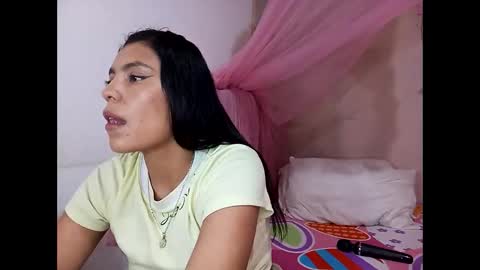 Snapshot of lia_hottie chatting on January 30, 4:13 pm Lia online show from January 30, 4:13 pm